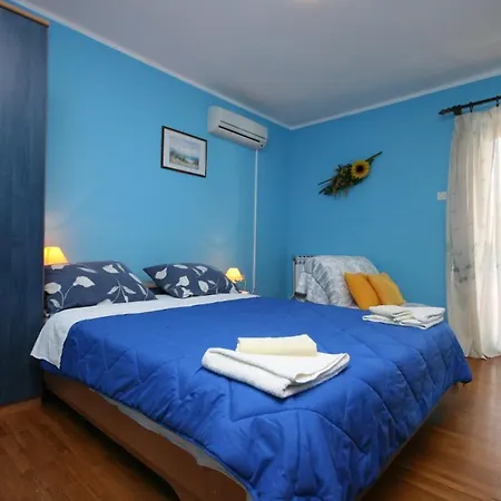 Apartment With Wifi Vrsar, Porec - 6946