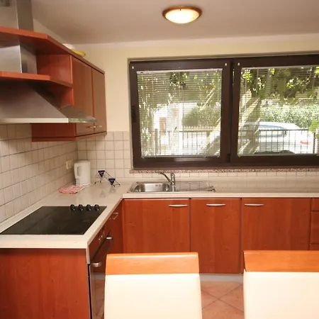 Apartment With Wifi Vrsar, Porec - 6946 *