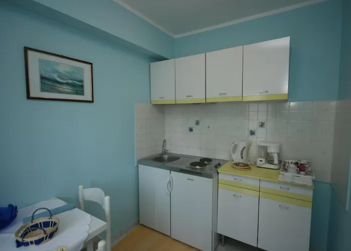 아파트 With Wifi Vrsar, Porec - 6946 브르사르